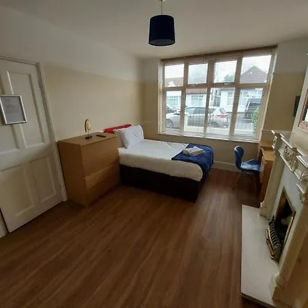 Bsl - Filton Apartmán